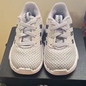 Adidas toddler sneakers